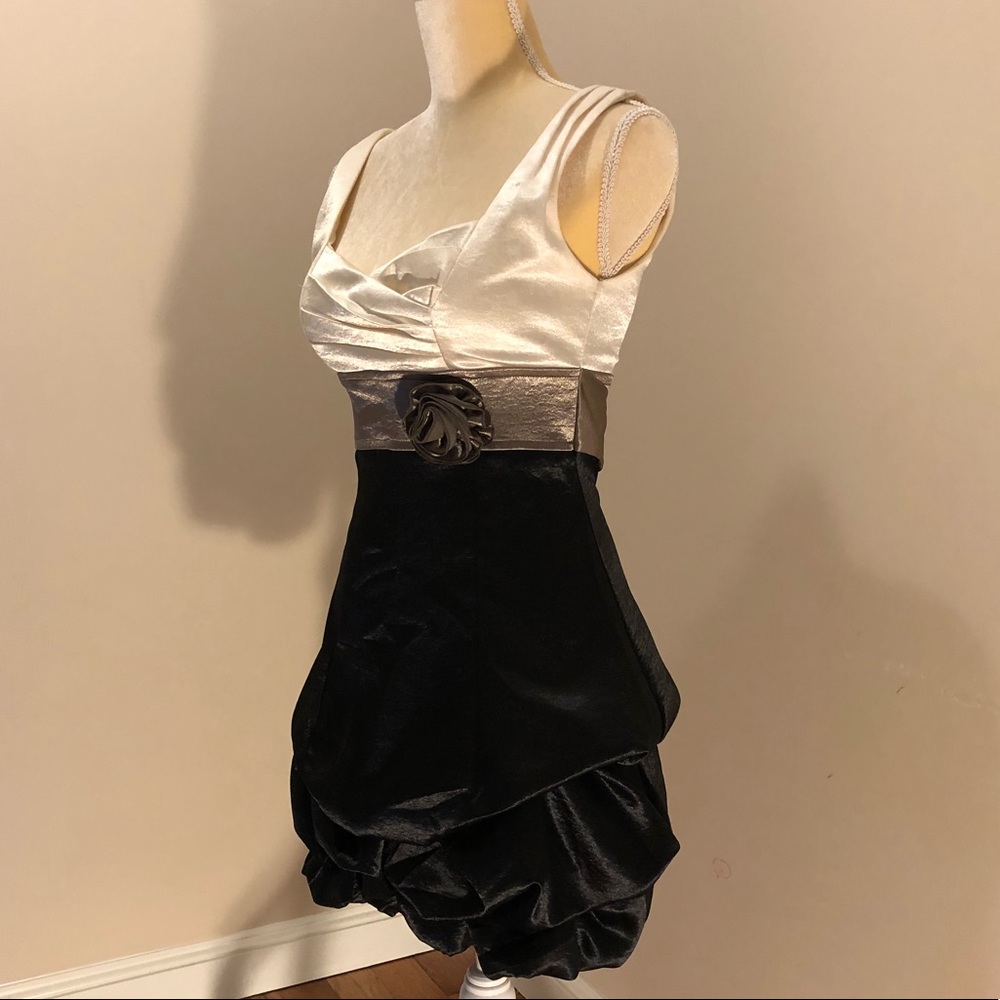 Gorgeous & Simple cocktail / semi formal dress